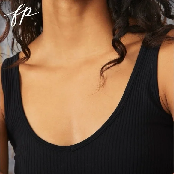 FREE PEOPLE XYZ Ribbed Sleeveless Stretch Fit Thong Bodysuit in Black NWT - Picture 5 of 16